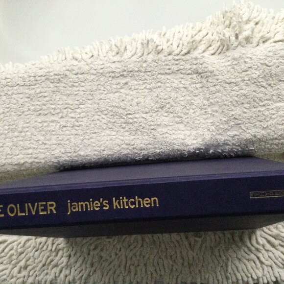 Jamie's Kitchen by Jamie Oliver 1st Edition - Picture 2 of 6